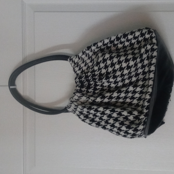 Patterned purse - Picture 2 of 2